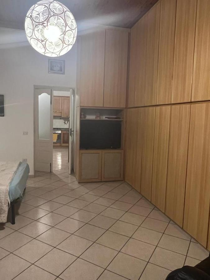 Апартаменты La Casina Nel Centro Тропея Экстерьер фото